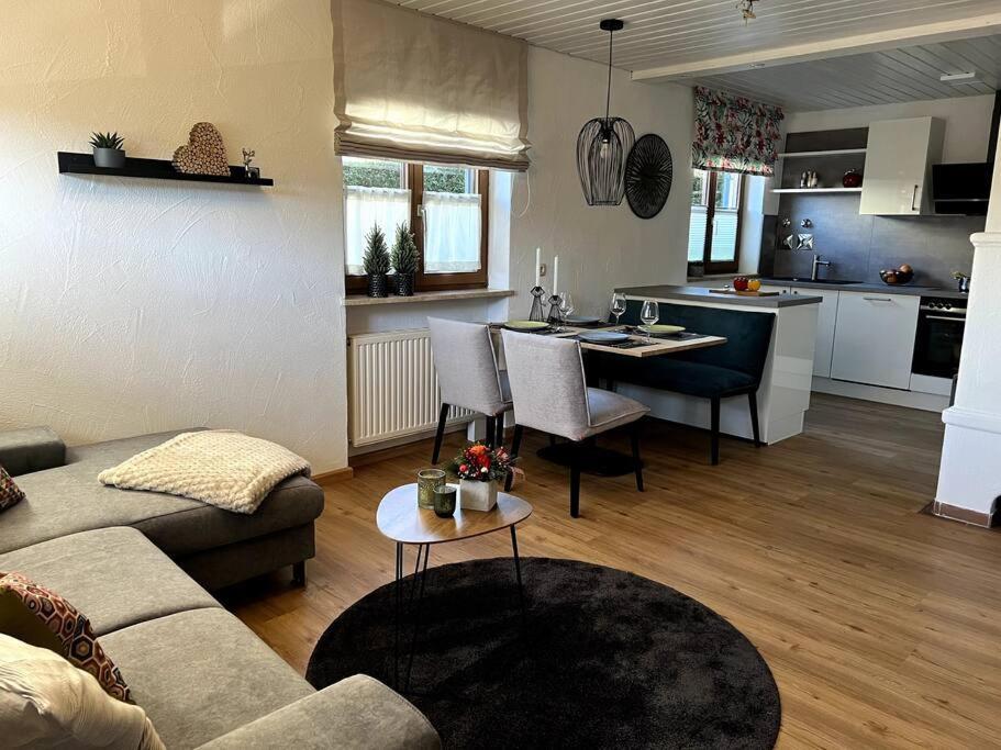 Апартаменты Urlaub Im Sonnendorf Burgberg Бургберг Экстерьер фото